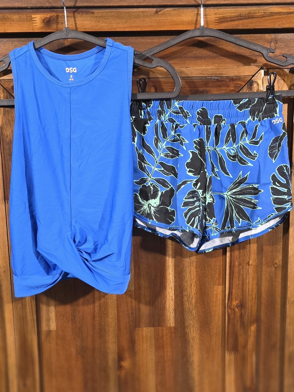 DSG Girls Blue Floral Print Athletic Shorts and Matching Tank